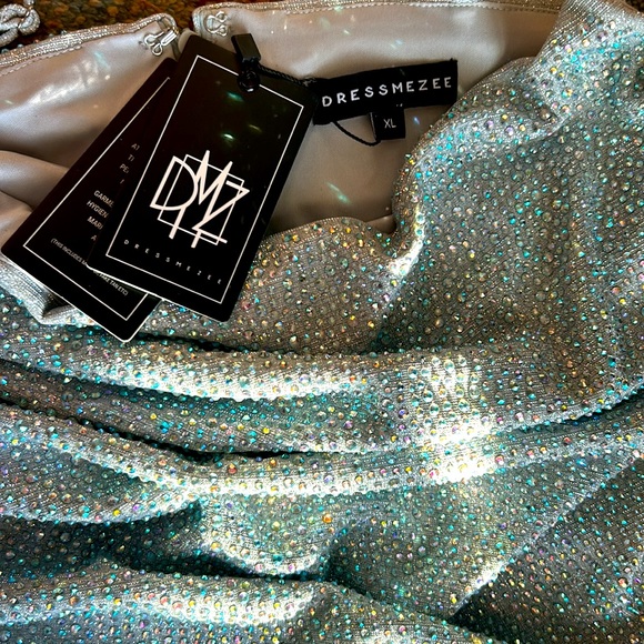 Embellished Silver Mini Dress - Picture 3 of 4